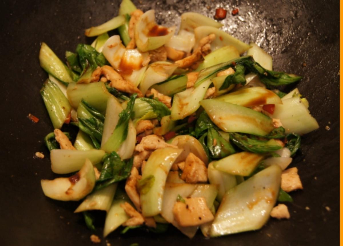 Warmer Baby Pak Choi Salat mit Hähnchenbrustfiletstreifen - Rezept - Bild Nr. 4447