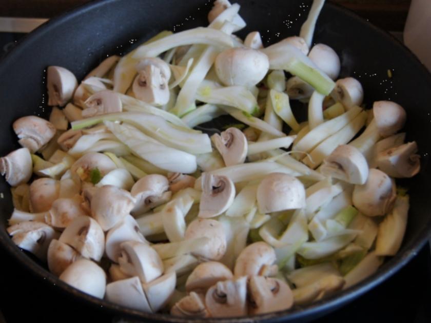 Lachsfilet mit Fenchel und Champignon Gemüse - einfach - von MausVoh