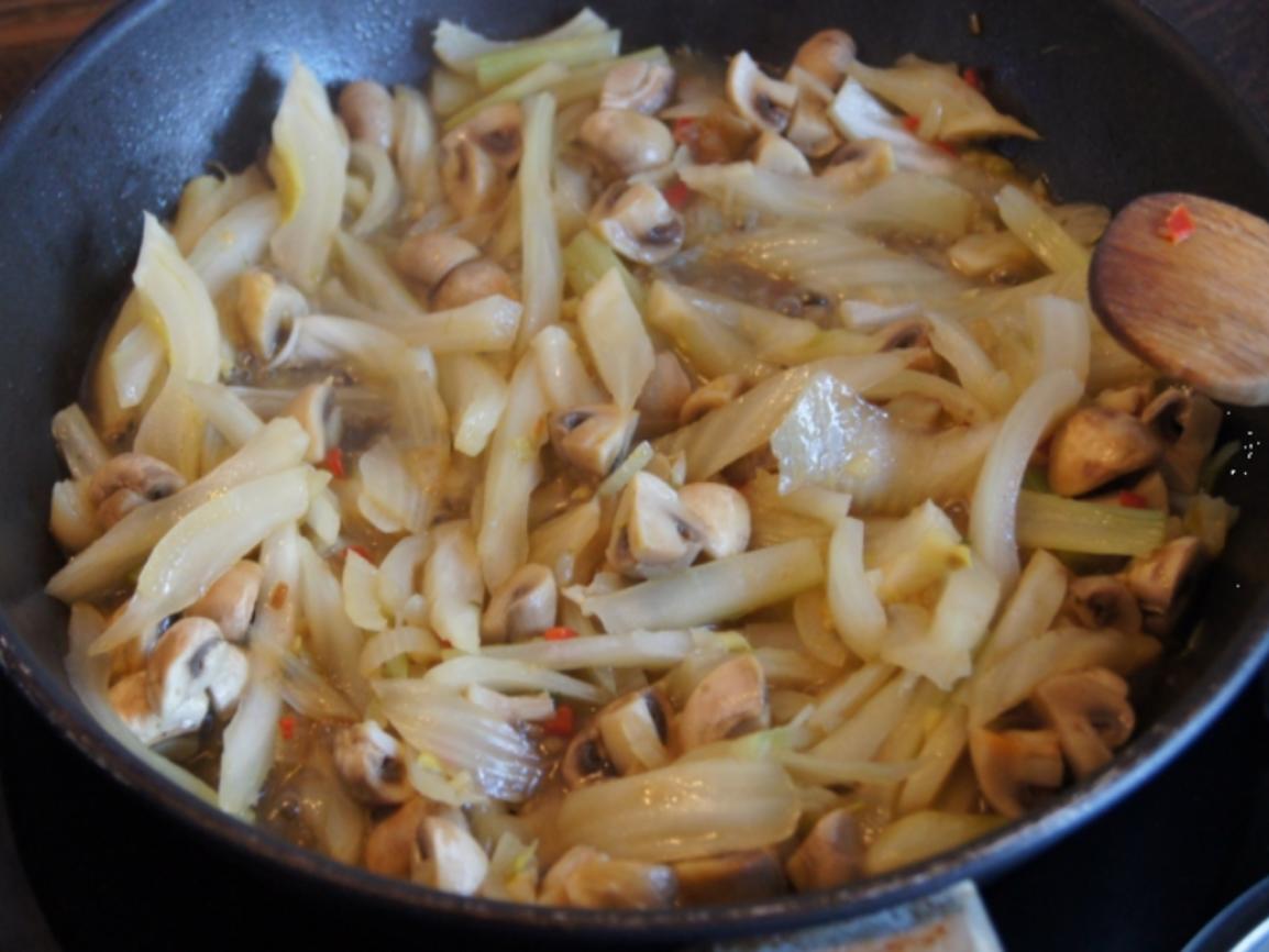 Lachsfilet mit Fenchel und Champignon Gemüse - einfach - von MausVoh