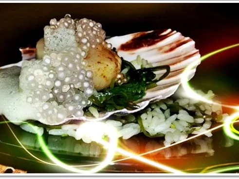 Rezept: Gebratene Jakobsmuscheln auf Reis-Wakame-Algensalat , Schaumsauce & „Perlen“ Bild Nr. 4449 Gebratene Jakobsmuscheln auf Reis-Wakame-Algensalat , Schaumsauce & „Perlen“ - Rezept - Bild Nr. 4449