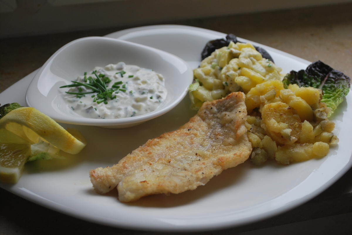 Gebratenes Seelachsfilet mit zweierlei Kartoffelsalat - Rezept - Bild Nr. 4465