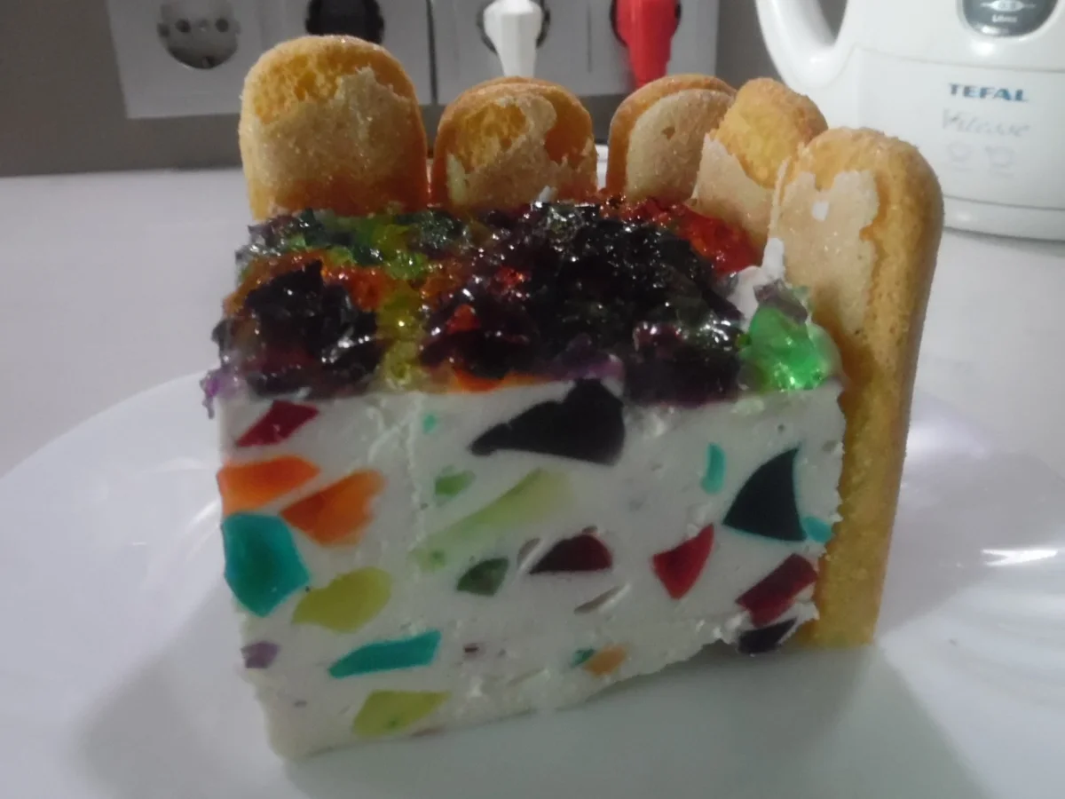 Konfetti-Torte - Rezept - Bild Nr. 4498