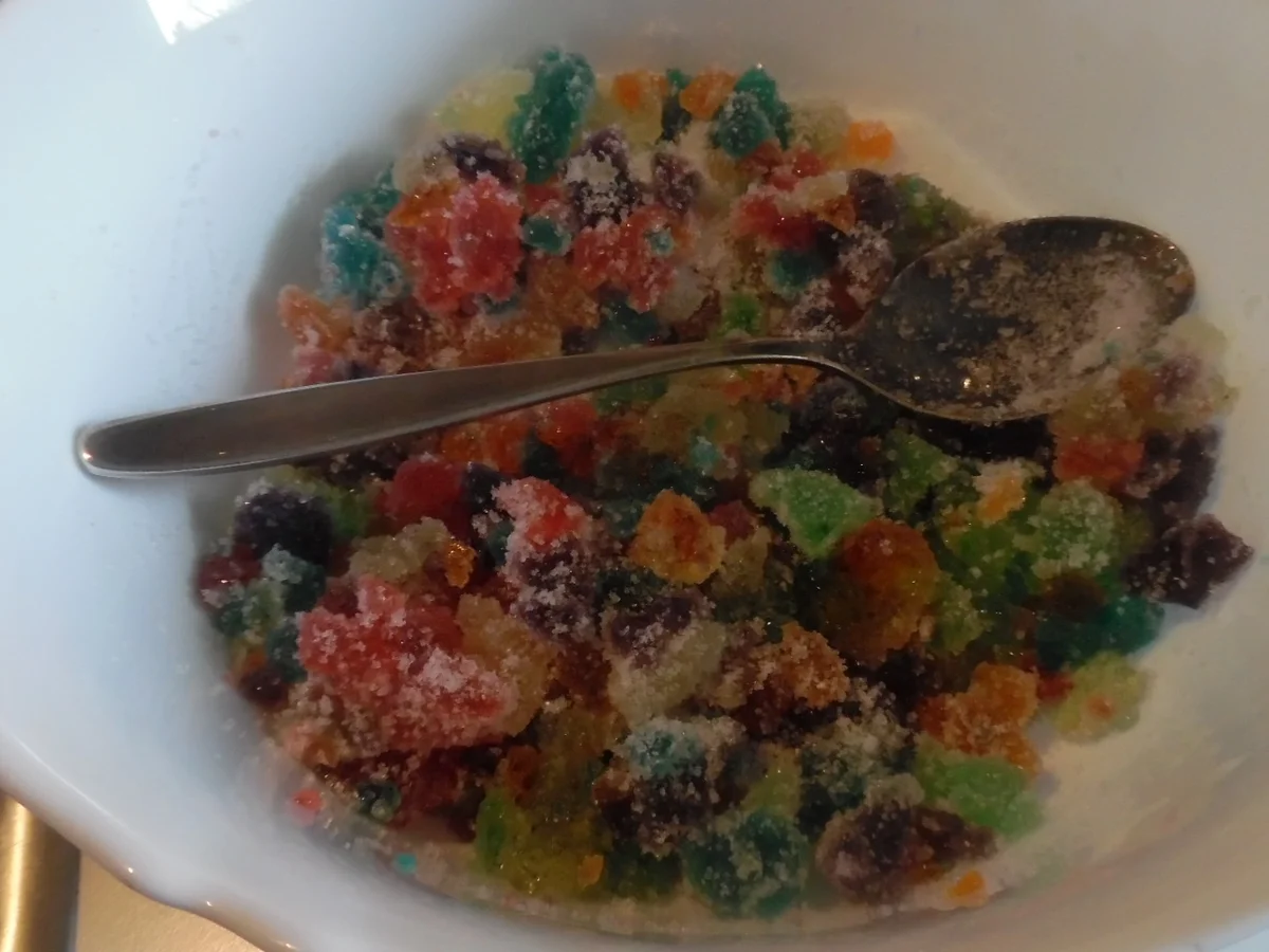 Konfetti-Torte - Rezept - Bild Nr. 4501