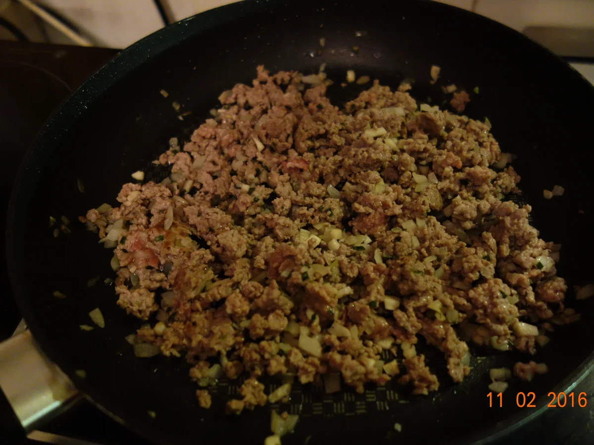 Hackfleisch schläft im Römertopf - Rezept - Bild Nr. 4513