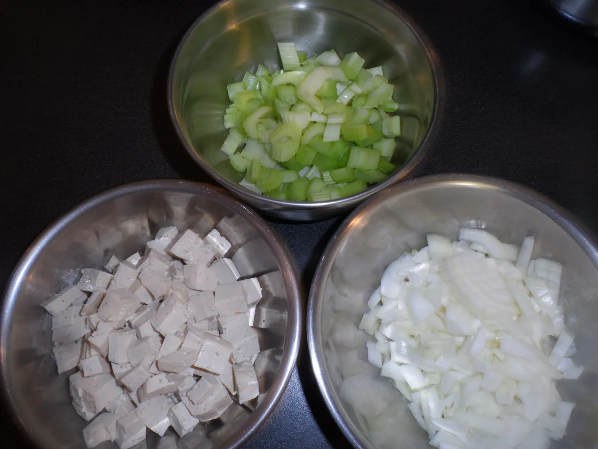 Rezept: BiNe` S TOFU BOLOGNESE Bild Nr. 4528 BiNe` S TOFU BOLOGNESE - Rezept - Bild Nr. 4528