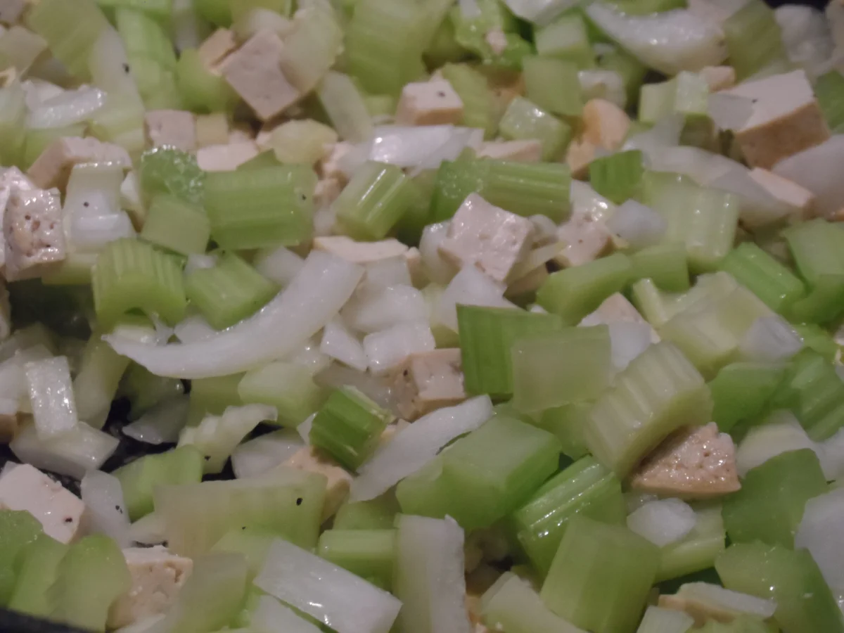 Rezept: BiNe` S TOFU BOLOGNESE Bild Nr. 4529 BiNe` S TOFU BOLOGNESE - Rezept - Bild Nr. 4529