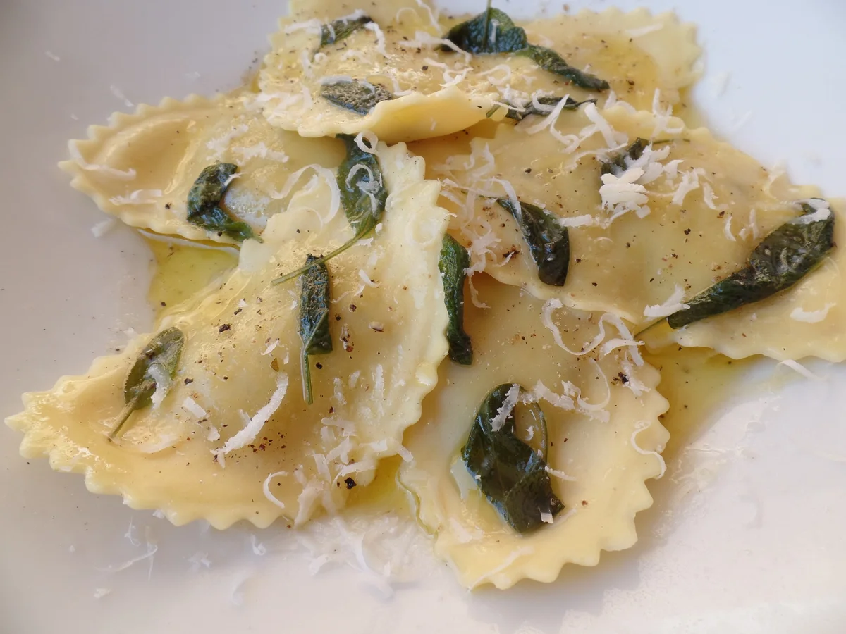 Salbei-Cappelletti - Rezept - Bild Nr. 4547