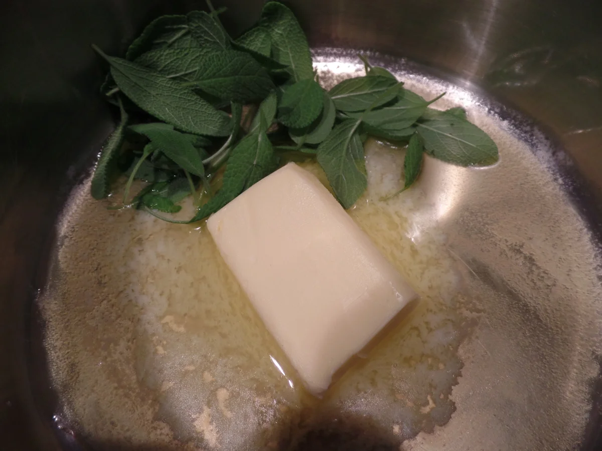 Salbei-Cappelletti - Rezept - Bild Nr. 4550