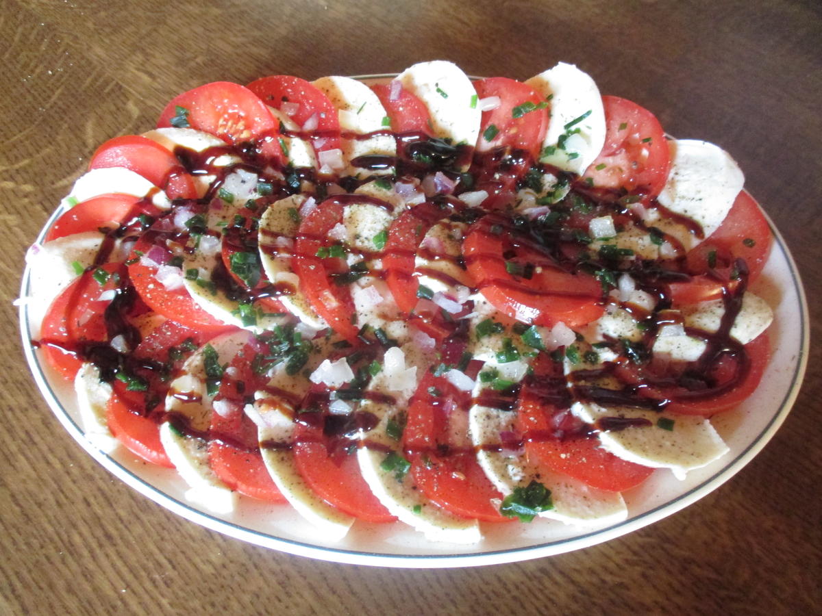 Tomaten - Mozzarella - Salat - Rezept - Bild Nr. 4567