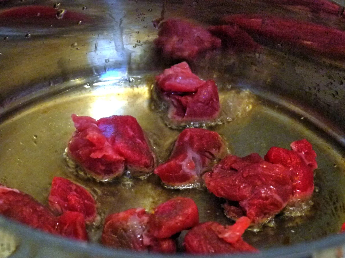 Feurige Gulasch-Kartoffelsuppe - Rezept - Bild Nr. 4563