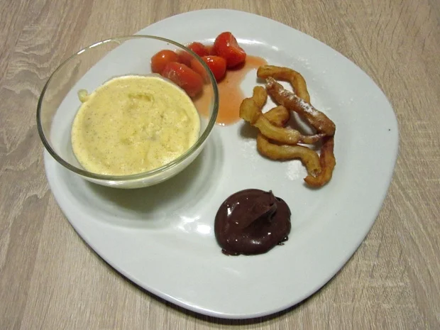 Natillas con Fresa & Churros - Rezept - Bild Nr. 4577