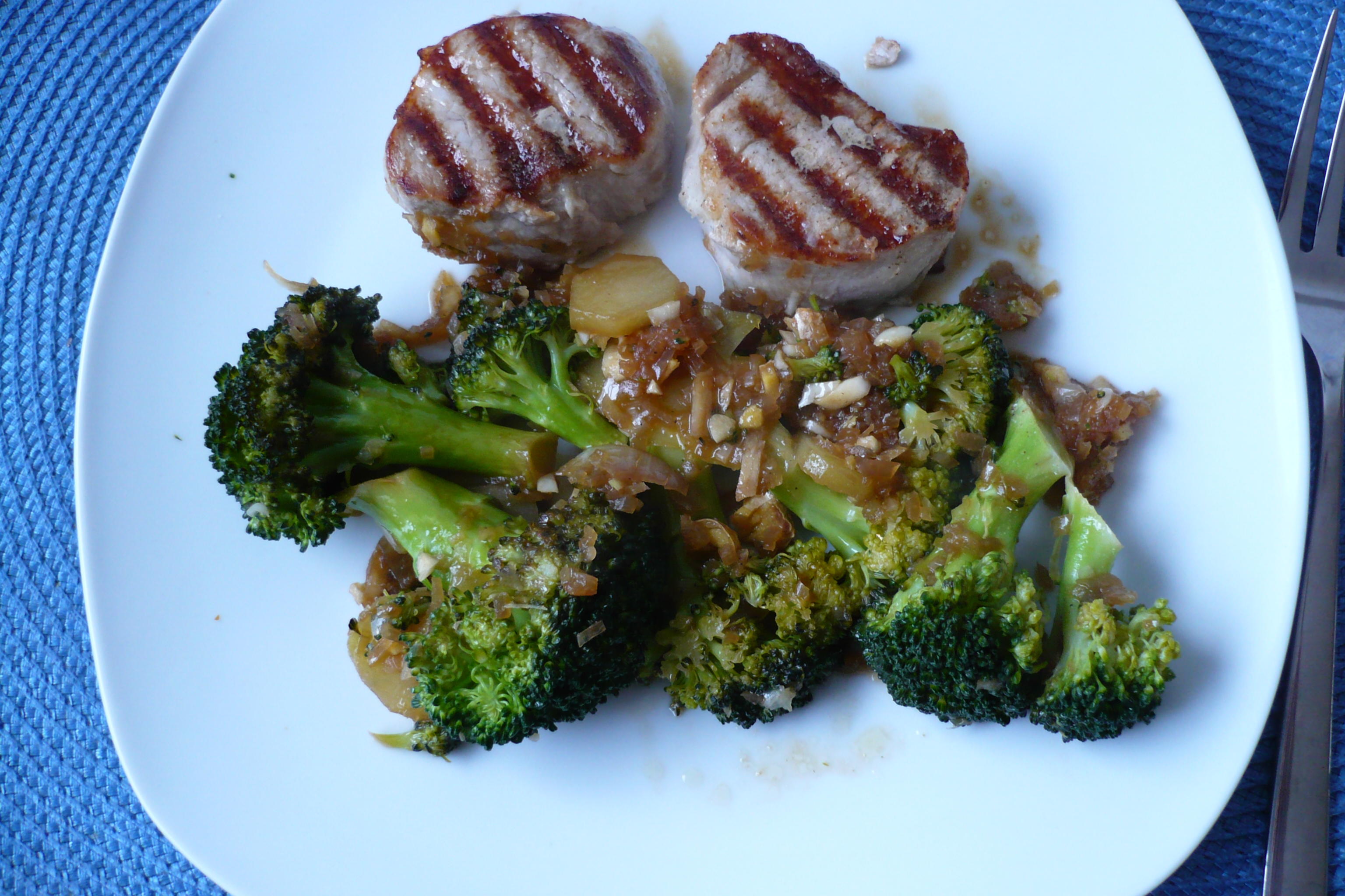 Bilder für Broccoli asiatisch - Rezept