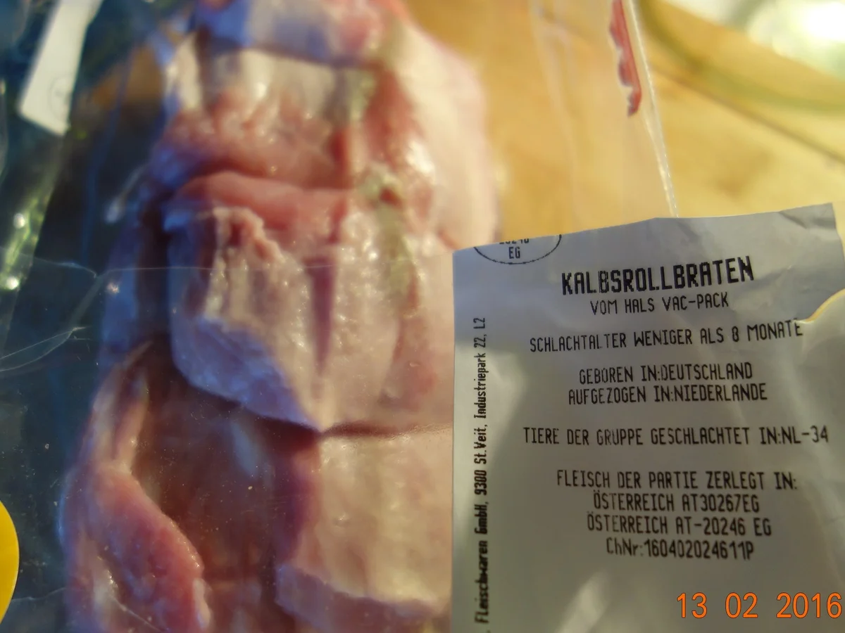 Rezept: Römertopf- Kalbsrollbraten vom Hals; Bild Nr. 4607 Römertopf- Kalbsrollbraten vom Hals; - Rezept - Bild Nr. 4607