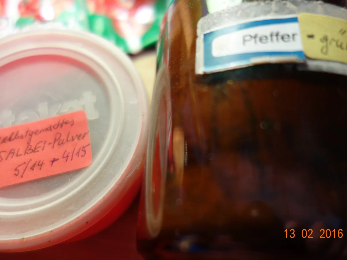 Rezept: Römertopf- Kalbsrollbraten vom Hals; Bild Nr. 4610 Römertopf- Kalbsrollbraten vom Hals; - Rezept - Bild Nr. 4610