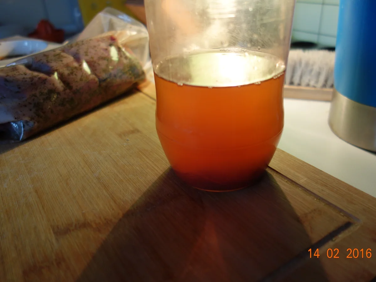 Rezept: Römertopf- Kalbsrollbraten vom Hals; Bild Nr. 4616 Römertopf- Kalbsrollbraten vom Hals; - Rezept - Bild Nr. 4616