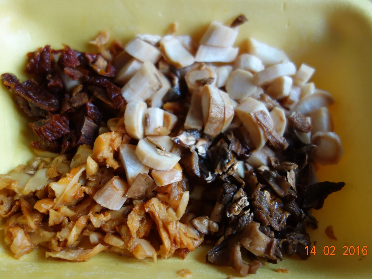 Rezept: Römertopf- Kalbsrollbraten vom Hals; Bild Nr. 4619 Römertopf- Kalbsrollbraten vom Hals; - Rezept - Bild Nr. 4619