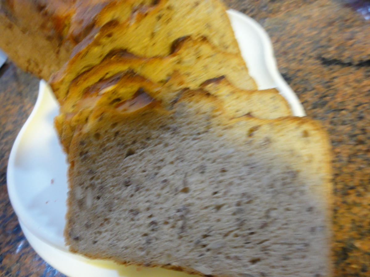 Brot:   KRÜSTCHEN (kleines Roggenmisch) - Rezept - Bild Nr. 4621