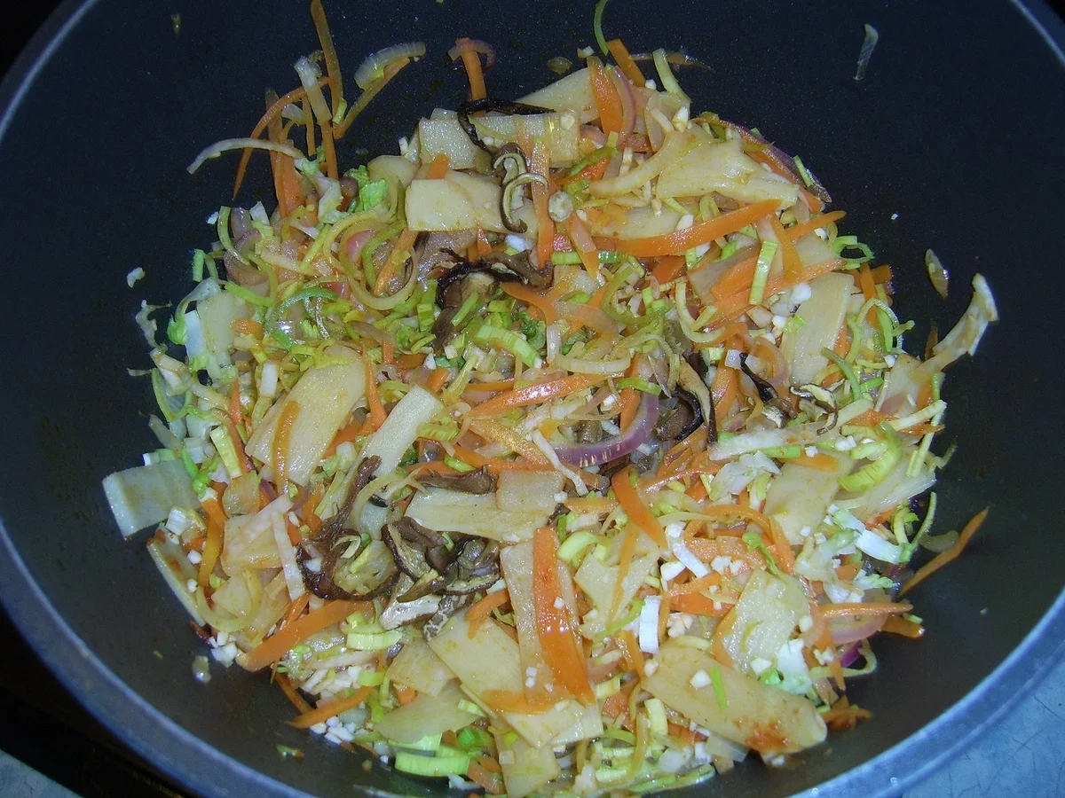 Rezept: Thaisuppe mit Gehaktesklösschen Bild Nr. 4634 Thaisuppe mit Gehaktesklösschen - Rezept - Bild Nr. 4634