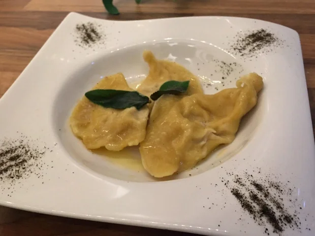 Ziegenkäseravioli in Zitronenbutter - Rezept - Bild Nr. 4621