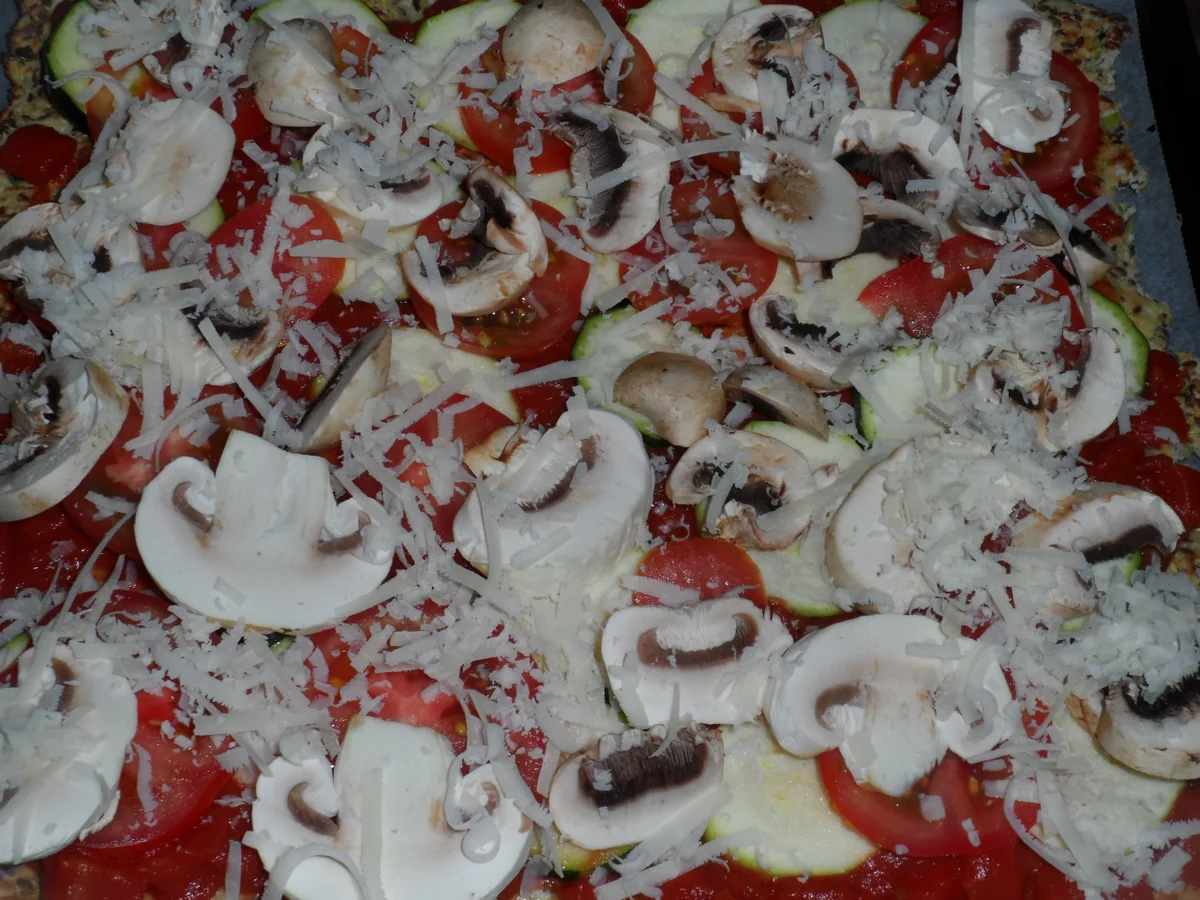 Rezept: BiNe` S LOW CARB PIZZA Bild Nr. 4629 BiNe` S LOW CARB PIZZA - Rezept - Bild Nr. 4629