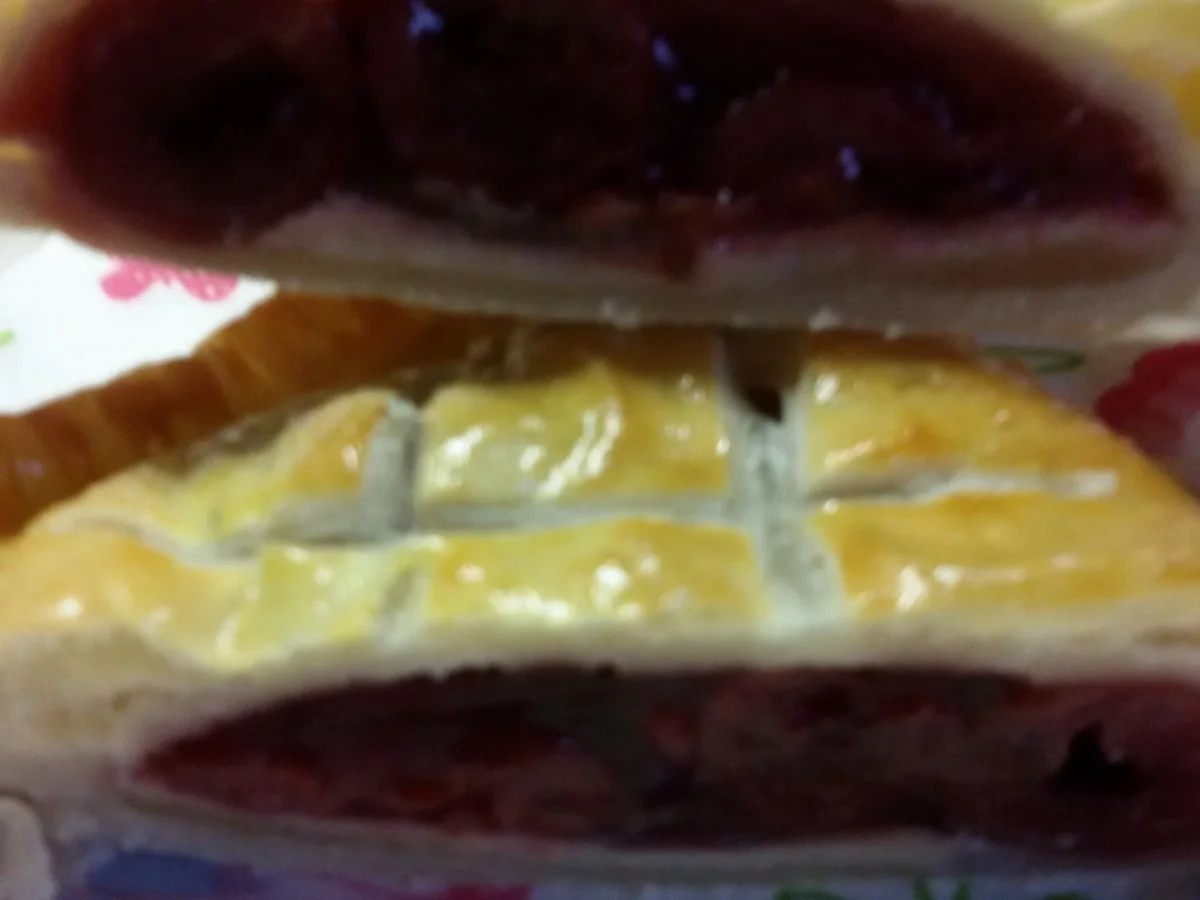 Rezept: Kirsch - Blätterteig Bild Nr. 4631 Kirsch - Blätterteig - Rezept - Bild Nr. 4631