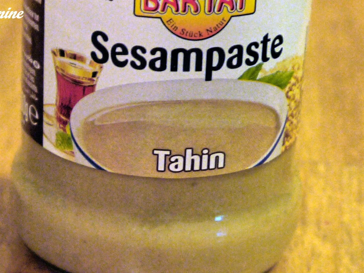 Skreifilet mit Auberginenpüree und Granatapelkernen - Rezept - Bild Nr. 4639