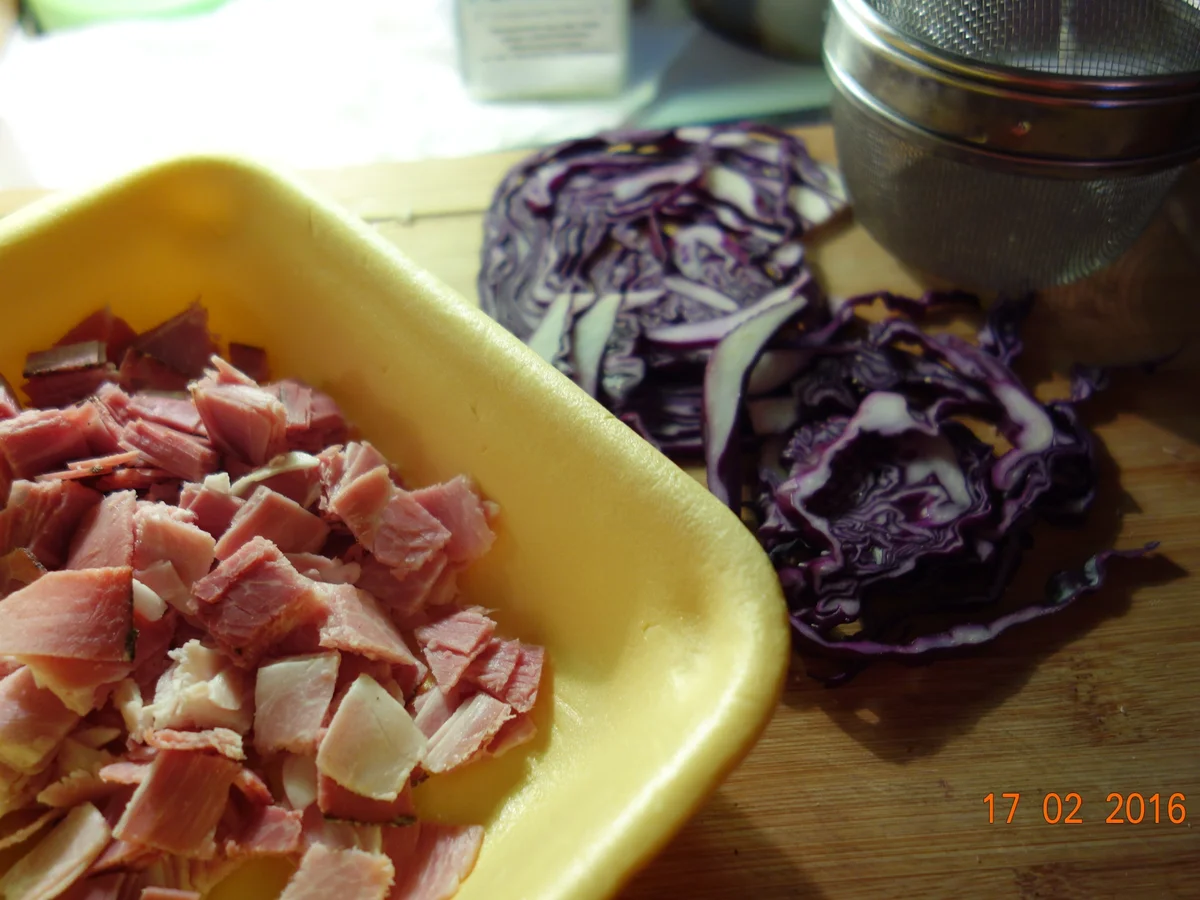 Schinkenfleckerln mit Blaukraut-Garnitur; - Rezept - Bild Nr. 4642