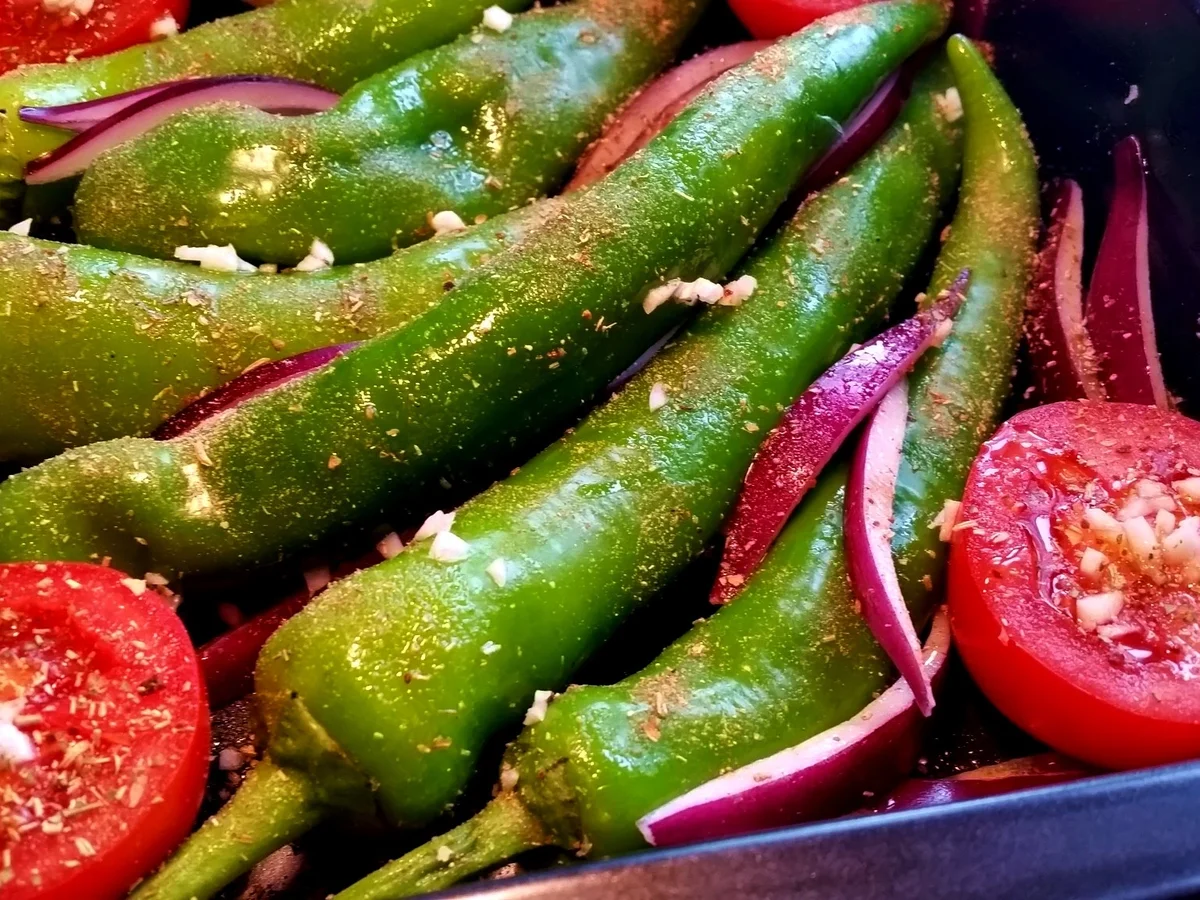 Rezept: Spitzpaprika mit Tomaten und Zwiebeln Bild Nr. 4650 Spitzpaprika mit Tomaten und Zwiebeln - Rezept - Bild Nr. 4650