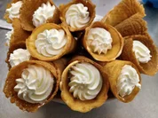 Rezept: Waffelhรถrnchen aus Biskuitteig Bild Nr. 17009 Waffelhรถrnchen aus Biskuitteig - Rezept - Bild Nr. 17009