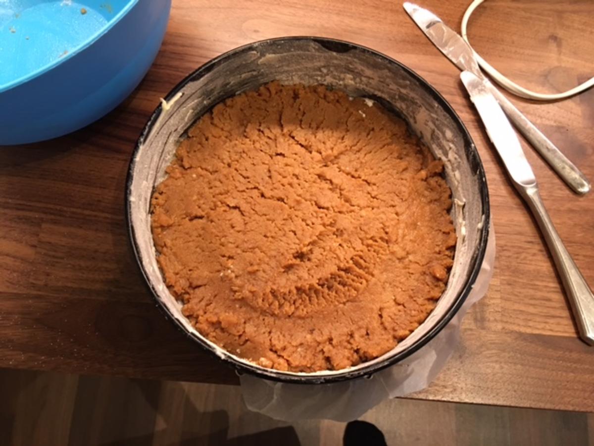 Carameliger Cheesecake mit Erdnussbutter-Aroma - Rezept - Bild Nr. 4809