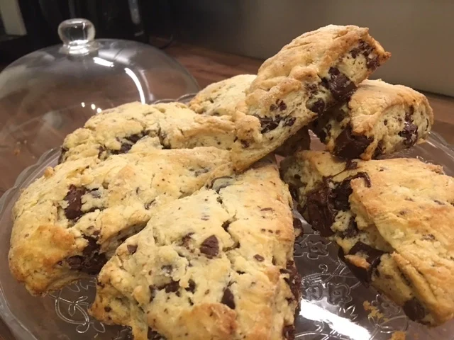 Rezept: Scones mit Schokolade-Brocken Bild Nr. 4794 Scones mit Schokolade-Brocken - Rezept - Bild Nr. 4794