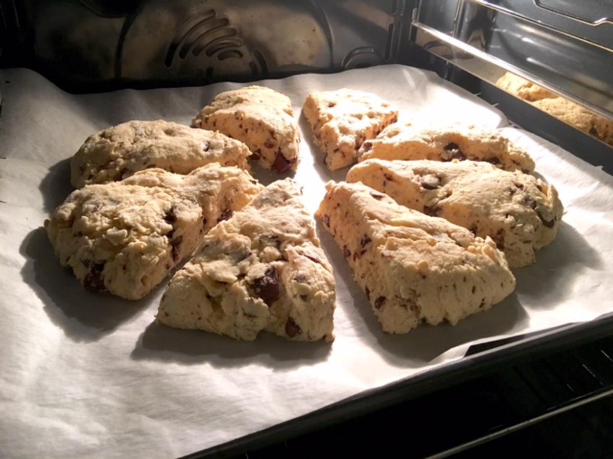 Scones mit Schokolade-Brocken - Rezept - Bild Nr. 4797