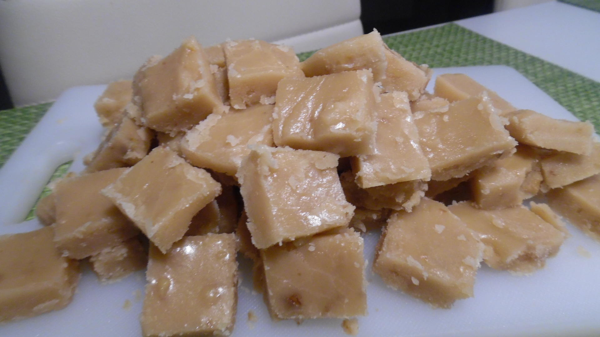 Bilder für Walnuss-Toffee (Maple-Walnut-Fudge) - Rezept