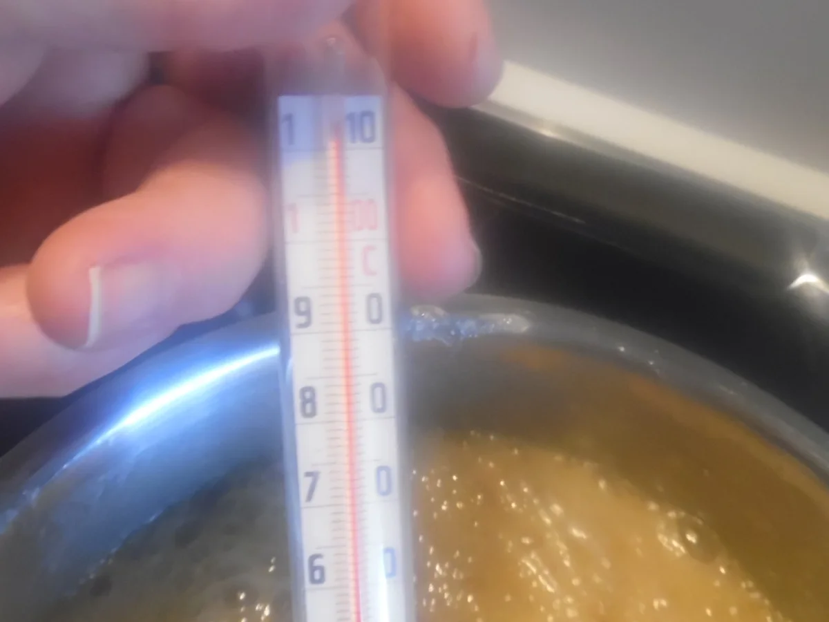 Rezept: Walnuss-Toffee (Maple-Walnut-Fudge) Bild Nr. 4803 Walnuss-Toffee (Maple-Walnut-Fudge) - Rezept - Bild Nr. 4803