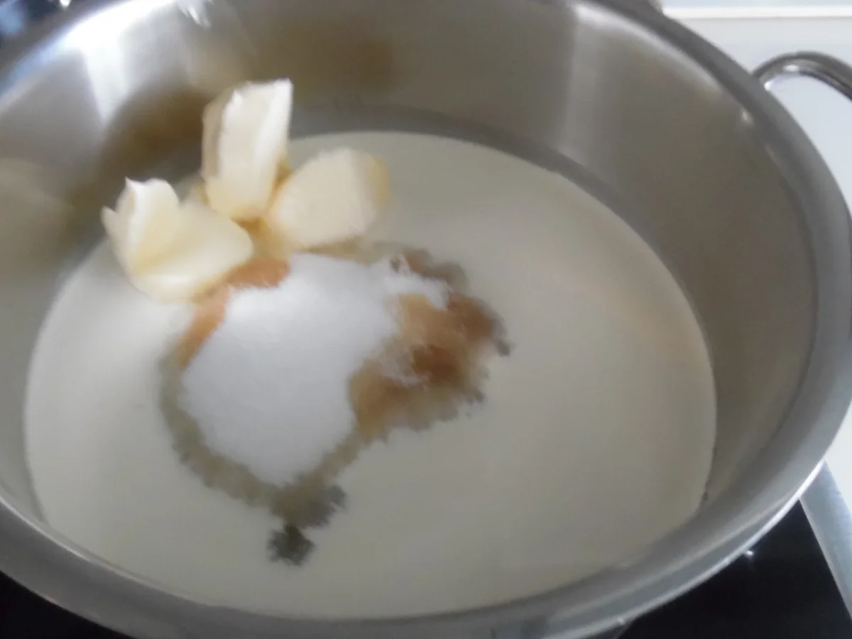 Rezept: Walnuss-Toffee (Maple-Walnut-Fudge) Bild Nr. 4805 Walnuss-Toffee (Maple-Walnut-Fudge) - Rezept - Bild Nr. 4805