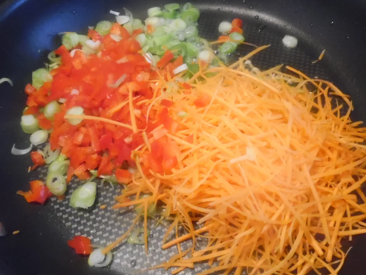 Asiatischer Reis-Bandnudel-Salat - Rezept - Bild Nr. 4854