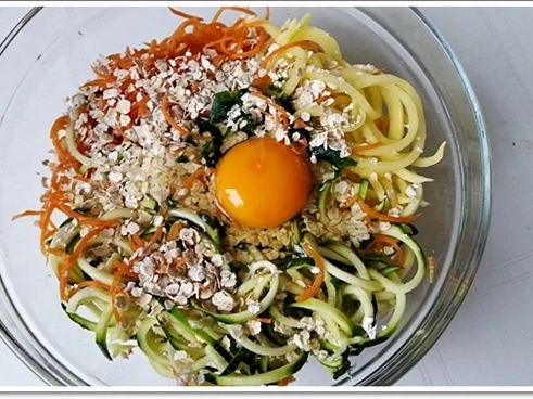 „Spagetti“ Rösti  mit Mascarpone, Lachs & Topioka Perlen - Rezept - Bild Nr. 4897