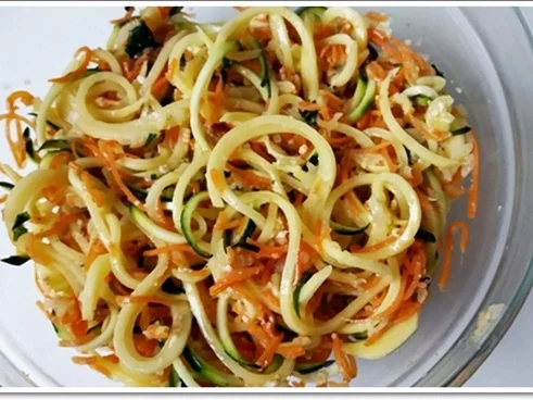 „Spagetti“ Rösti  mit Mascarpone, Lachs & Topioka Perlen - Rezept - Bild Nr. 4901