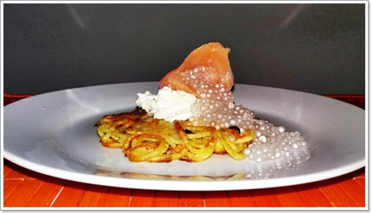 „Spagetti“ Rösti  mit Mascarpone, Lachs & Topioka Perlen - Rezept - Bild Nr. 4915