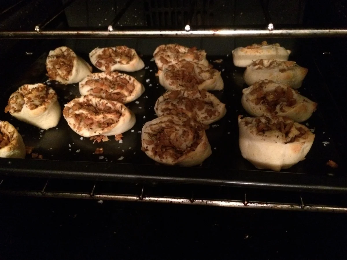 Rezept: Grammel-Schnecken Bild Nr. 4910 Grammel-Schnecken - Rezept - Bild Nr. 4910