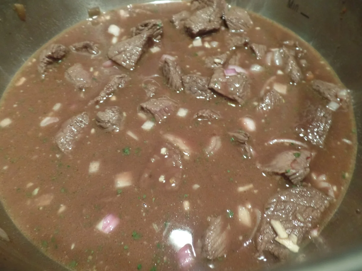 Paprikagulasch mit Bandnudeln - Rezept - Bild Nr. 4902