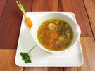 Frisch gemachte Rindersuppe mit Gemüse der Saison - Rezept - Bild Nr. 4904