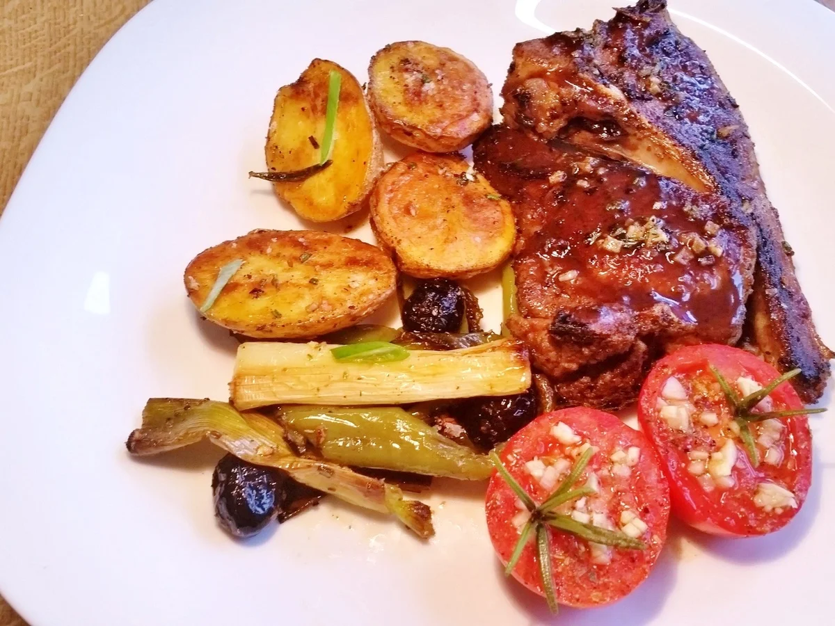 Buntes Beilagen-Blech mit Lamm-Koteletts - Rezept - Bild Nr. 4927