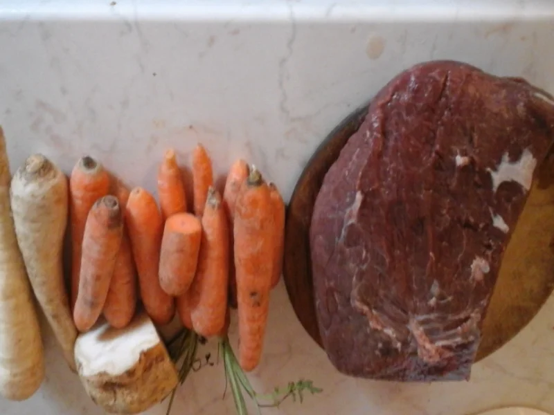 Rezept: Svickowa mit Semmelknödeln und Gemüse-Rindfleischsuppe Bild Nr. 4931 Svickowa mit Semmelknödeln und Gemüse-Rindfleischsuppe - Rezept - Bild Nr. 4931