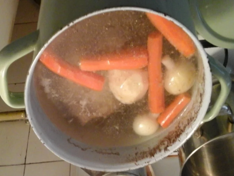 Rezept: Svickowa mit Semmelknödeln und Gemüse-Rindfleischsuppe Bild Nr. 4932 Svickowa mit Semmelknödeln und Gemüse-Rindfleischsuppe - Rezept - Bild Nr. 4932