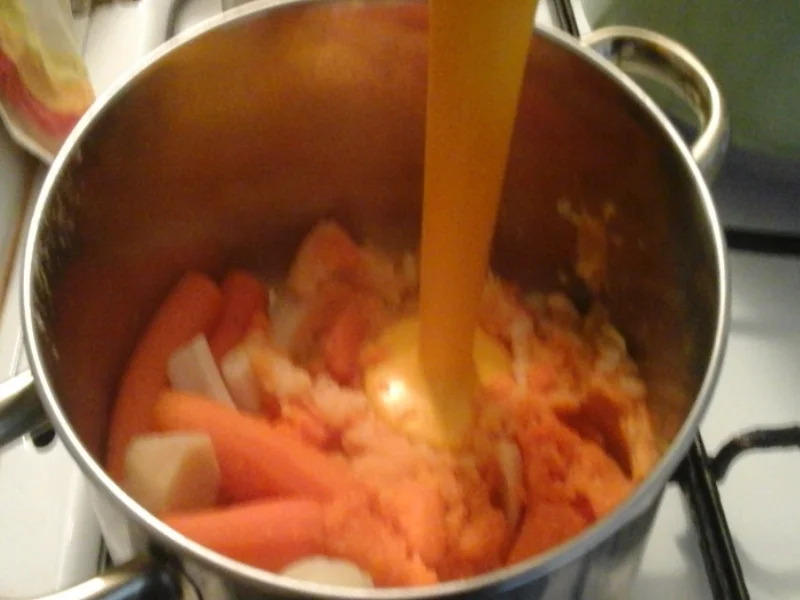 Rezept: Svickowa mit Semmelknödeln und Gemüse-Rindfleischsuppe Bild Nr. 4934 Svickowa mit Semmelknödeln und Gemüse-Rindfleischsuppe - Rezept - Bild Nr. 4934