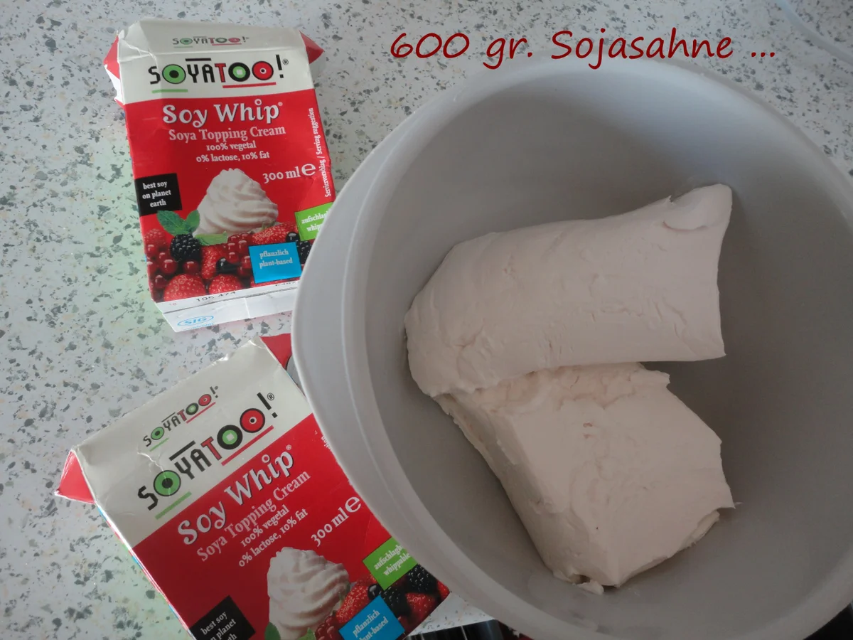 Kardinal Schnitte mit Kaffeecremefüllung - Rezept - Bild Nr. 4958