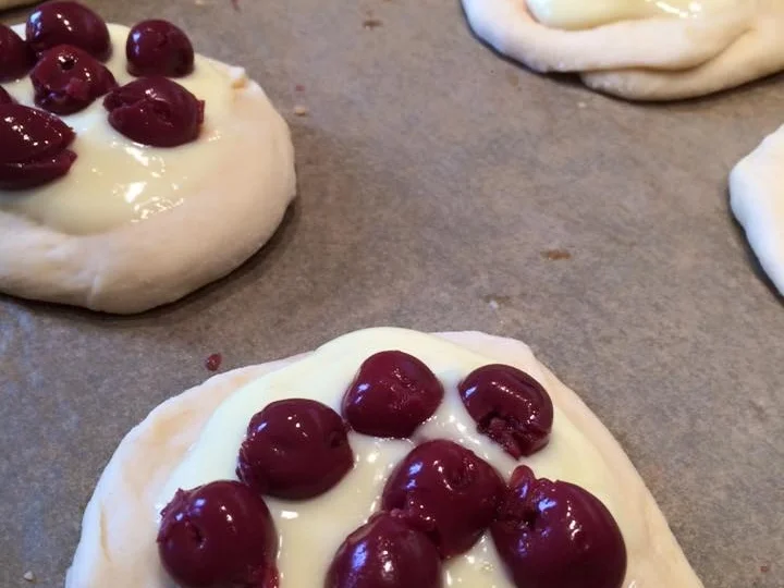 Streuseltaler mit Pudding und Kirschen - Rezept - Bild Nr. 4952