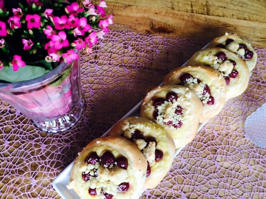 Streuseltaler mit Pudding und Kirschen - Rezept - Bild Nr. 4956