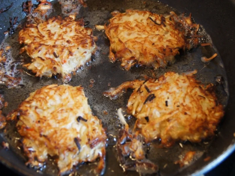 Rezept: Sellerie-Rösti mit Dipp Bild Nr. 4964 Sellerie-Rösti mit Dipp - Rezept - Bild Nr. 4964